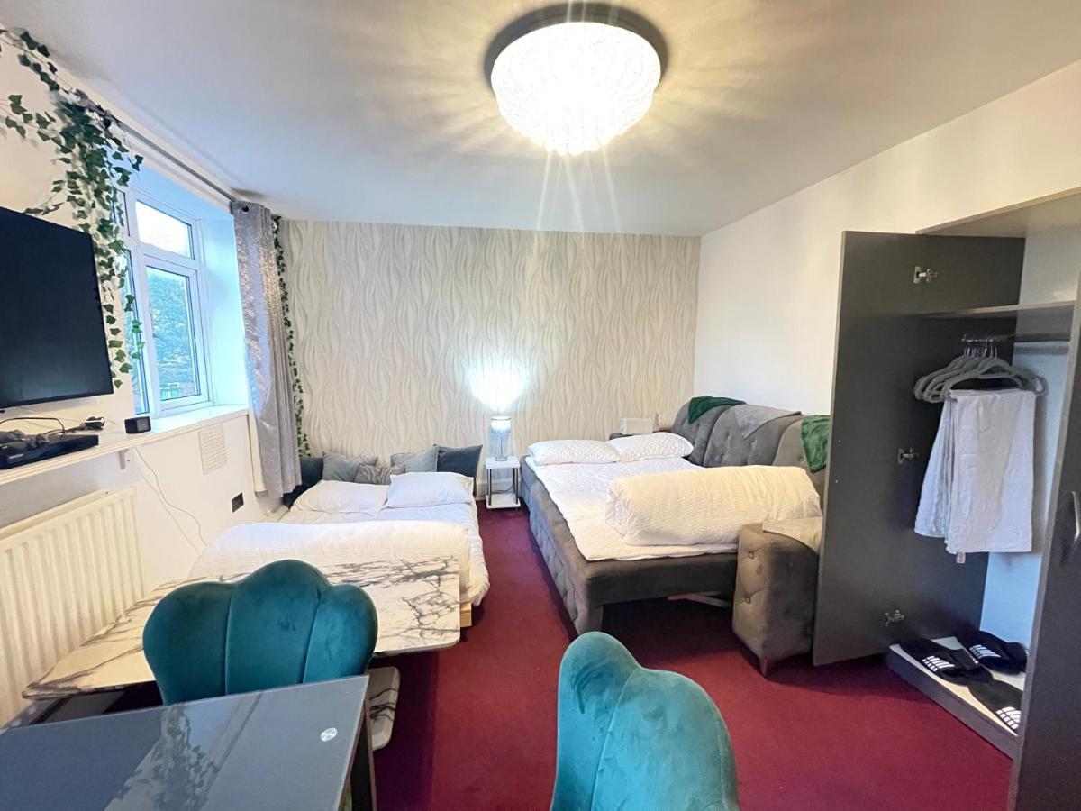 Room With Shared Kitchen Λονδίνο Εξωτερικό φωτογραφία