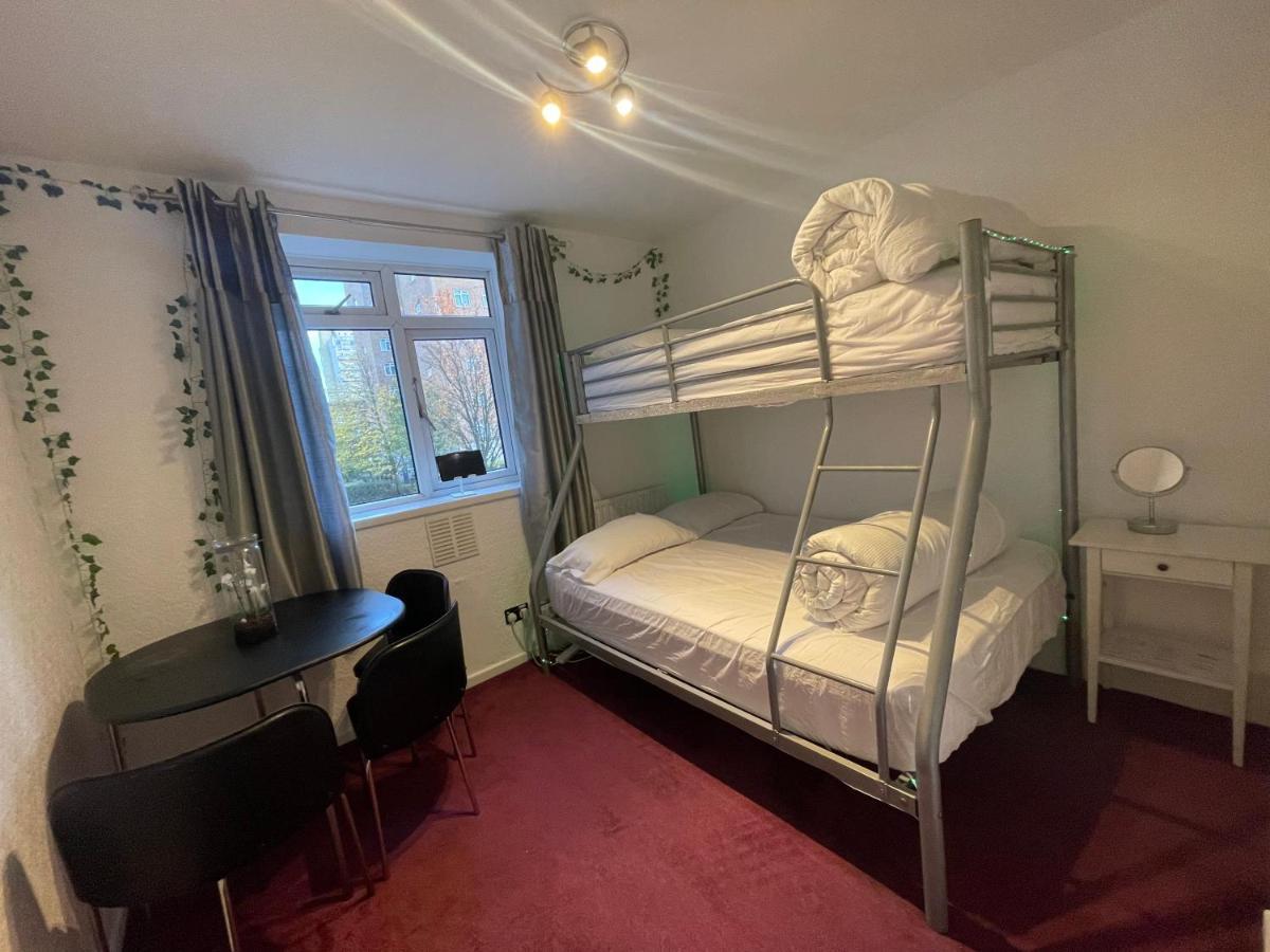 Room With Shared Kitchen Λονδίνο Εξωτερικό φωτογραφία